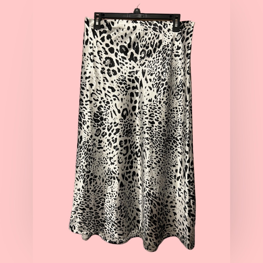 Hot Kiss Black and White Satin Leopard Skirt